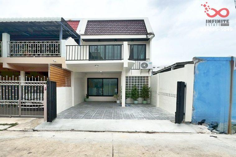 รูป ขายทาวน์เฮ้าส์ 2 ชั้น 22 ตรว. รีโนเวทใหม่ ซอยอ่อนนุช 40 สุขุมวิท 77 ใกล้ BTS   - รูปที่ 2/13