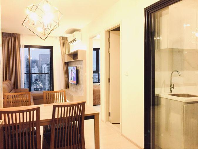 รูป Life Asoke (ไลฟ์ อโศก) ชั้นสูง วิวเมือง ครัวปิด [CC-01] - รูปที่ 4/6