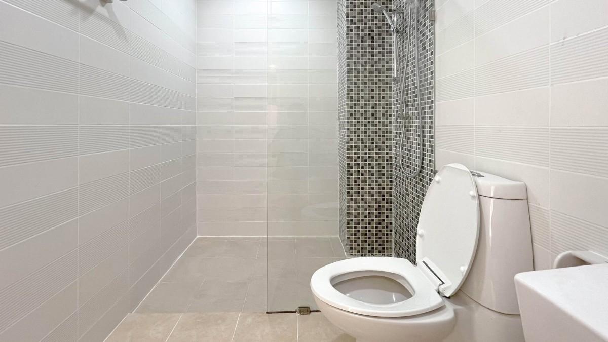 picture The Iris Srinakarin | LAST DEAL! Last room available, ready to move in! 🔥 - 11/12