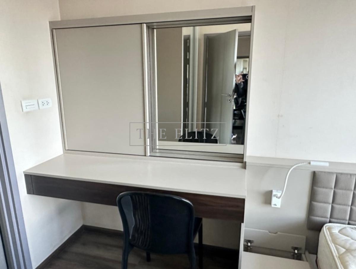 picture ✨ Immaculate Modern Suite with Exceptional Layout – Prime Sathorn-Taksin Location Ready to Move In ✨ - 9/27