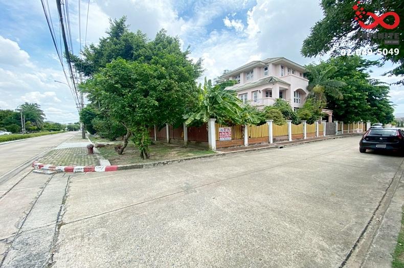 รูป ขายบ้านเดี่ยว 3 หลัง บนที่ดิน 546 ตรว. แปลงมุม ยิ่งรวยนิเวศน์ แจ้งวัฒนะ-ประชาชื่น เลียบคลองประปา - รูปที่ 1/23