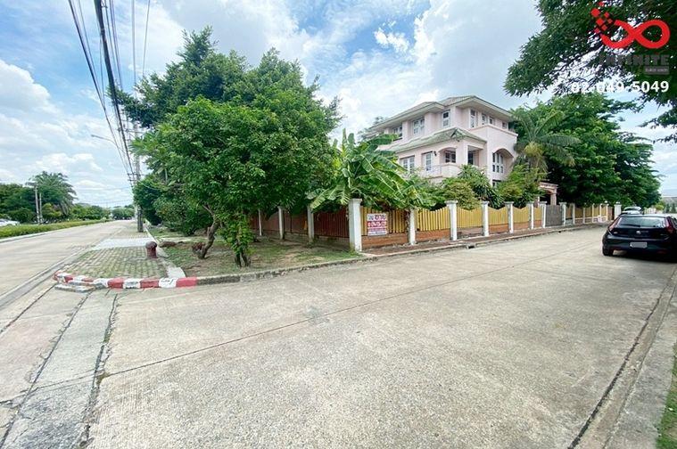 รูป ขายบ้านเดี่ยว 3 หลัง บนที่ดิน 546 ตรว. แปลงมุม ยิ่งรวยนิเวศน์ แจ้งวัฒนะ-ประชาชื่น เลียบคลองประปา - รูปที่ 1/23