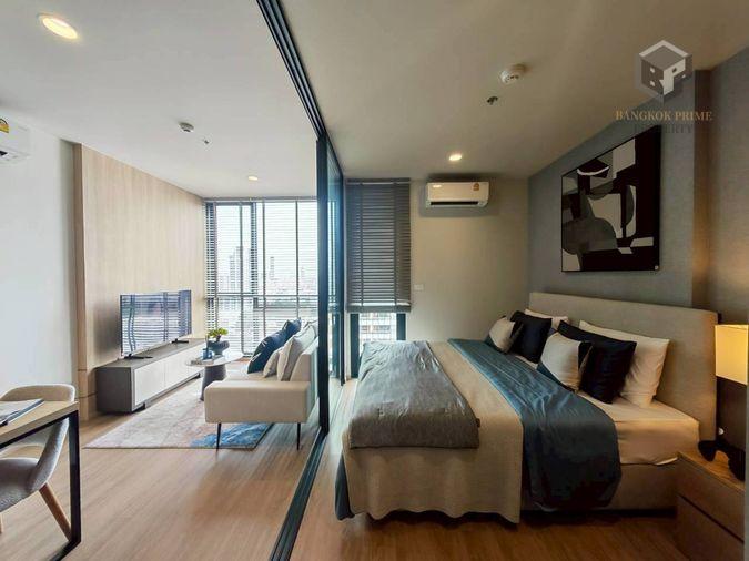picture The Issara Sathorn | ð Convenient transportation, near BTS Chong Nonsi and MRT Lumpini. - 1/7