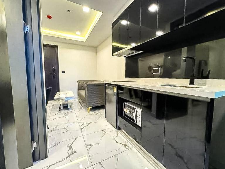 picture Arcadia Millennium Tower Condo for Sale 1 Bedroom City View - 3/8