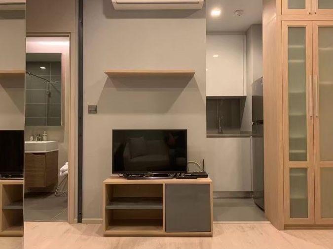 รูป M thonglor 10 ขายราคาดีที่สุดในตลาด ห้องสวย ตกแต่งดี ราคานี่คือจบไม่ต้องจ่ายเพิ่ม 1 ห้องนอน 1 ห้องน้ำ  แปลอังกฤษที - รูปที่ 13/18