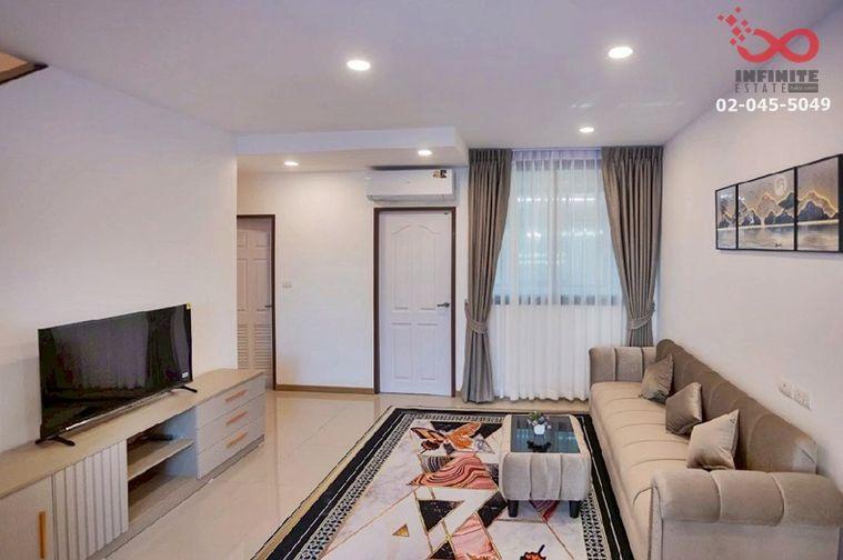 รูป ขายทาวน์เฮาส์ 3 ชั้น 19 ตร.ว. ซ.ลาดพร้าว 96 วังทองหลาง บ้านใหม่ พร้อมอยู่ ใกล้รถไฟฟ้าสายสีเหลือง - รูปที่ 3/10