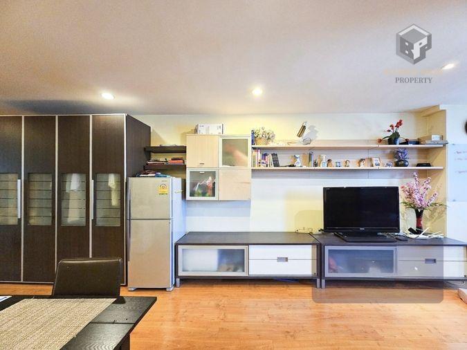 รูป Supalai Place Sukhumvit 39 | เฟอร์นิเจอร์และเครื่องใช้ไฟฟ้า #715005 - รูปที่ 5/11