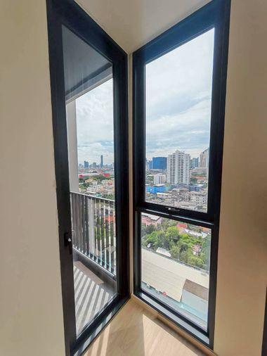 รูป The Issara Sathorn | 🚆 เดินทางสะดวก เชื่อมต่อ CBD - รูปที่ 10/14