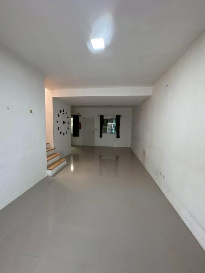 picture 🔥 For Sale Pruksa 83 Sap Boonchai–Srinakarin | Near Si Dan MRT Station (Yellow Line) - 5/6