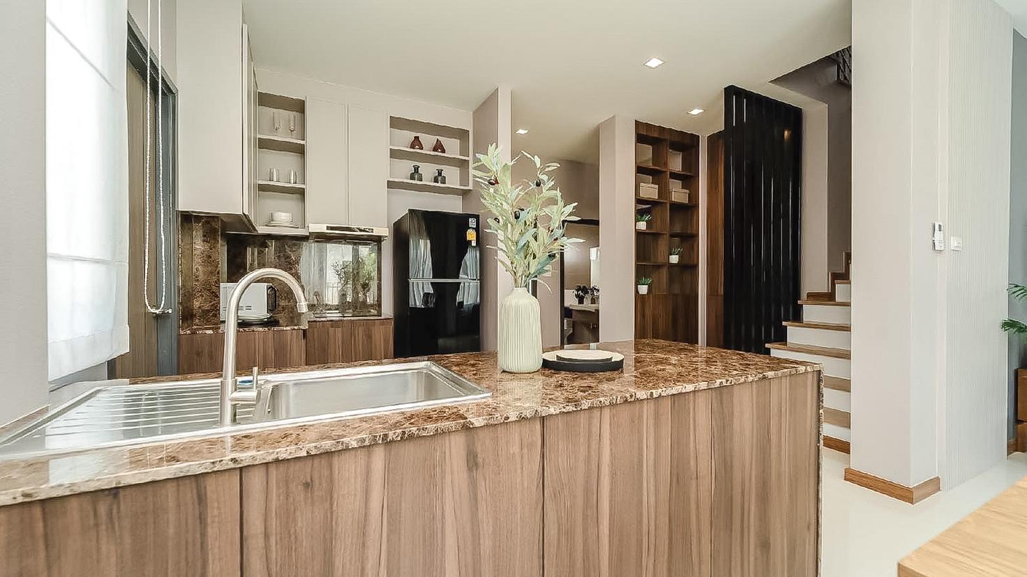 picture Luxury House 2Storey for Sale Bang Saray Sattahip - 8/17