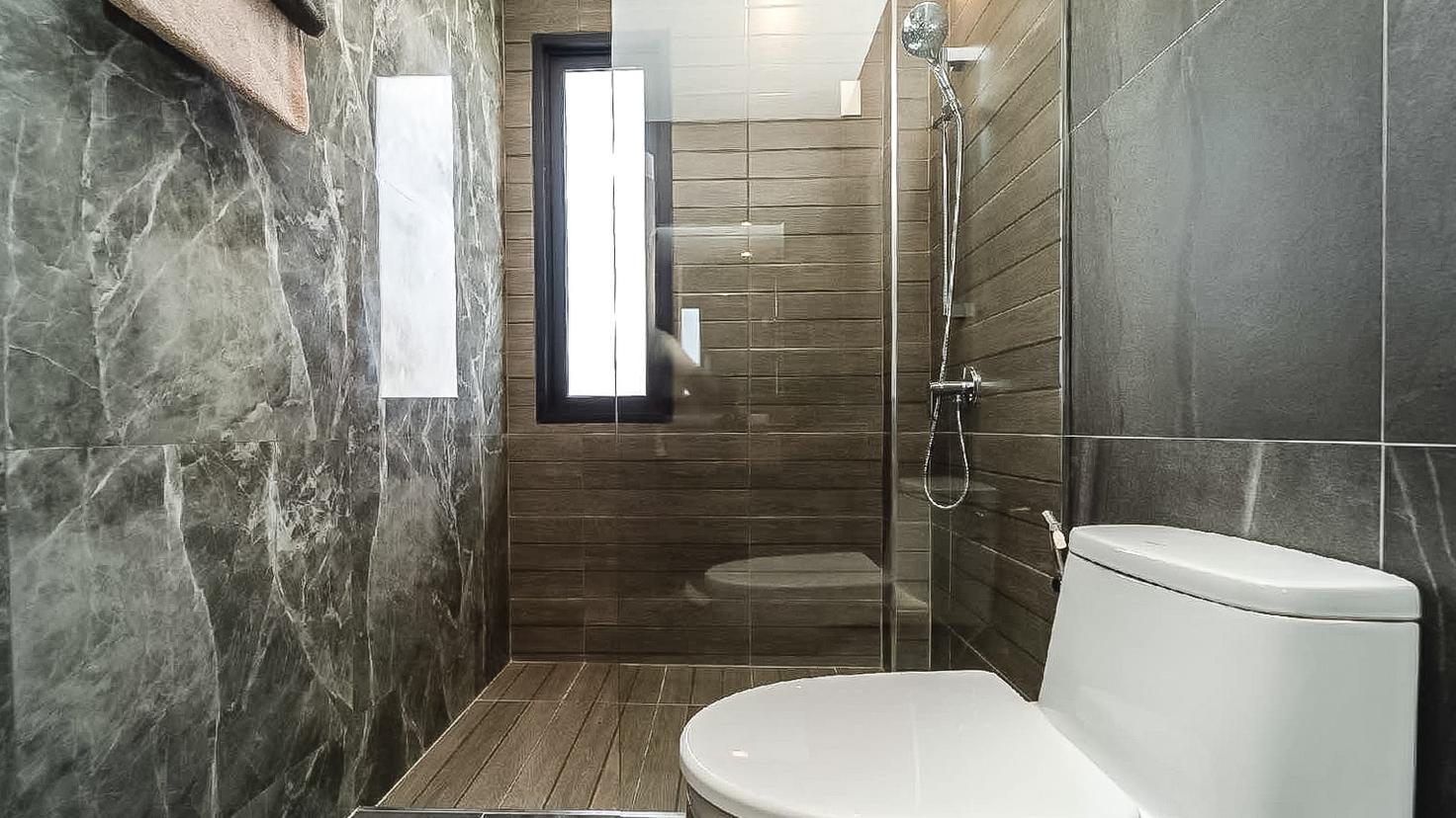 picture Luxury House 2Storey for Sale Bang Saray Sattahip - 15/17
