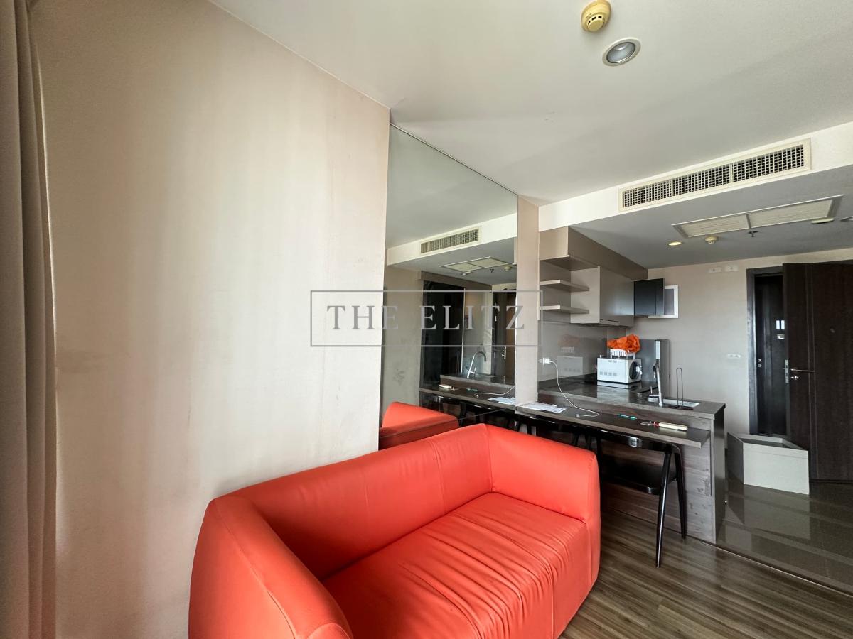 picture ✨ Immaculate Modern Suite with Exceptional Layout – Prime Sathorn-Taksin Location Ready to Move In ✨ - 5/27