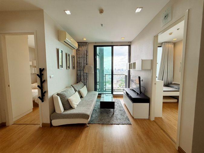 รูป Call : 063-859-5545 Condo Q House Sukhumvit 79 ติดรถไฟฟ้า BTS อ่อนนุช ห้องมุม 44.5 ตารางเมตร 2 ห้องนอน ชั้น26 ตกแต่งครบ - รูปที่ 1/13