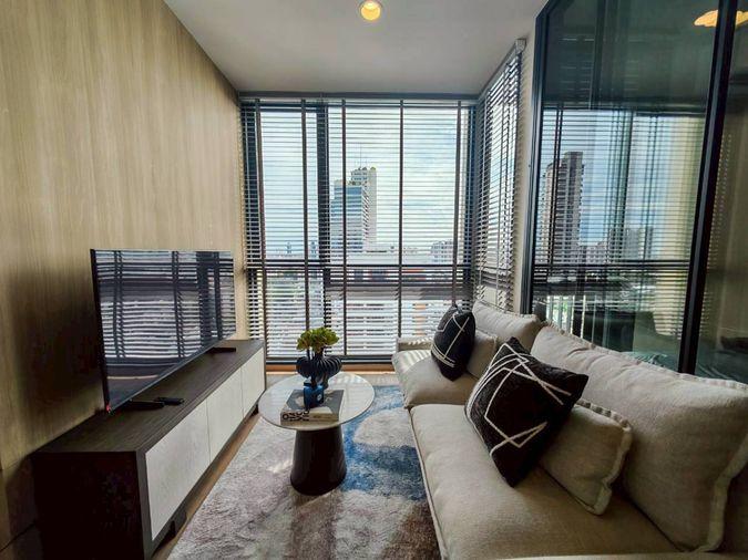 picture The Issara Sathorn | 🚆 Convenient transportation, near BTS Chong Nonsi and MRT Lumpini. - 2/7
