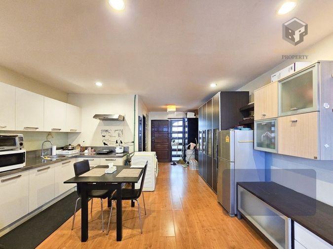 รูป Supalai Place Sukhumvit 39 | เฟอร์นิเจอร์และเครื่องใช้ไฟฟ้า #715005 - รูปที่ 6/11