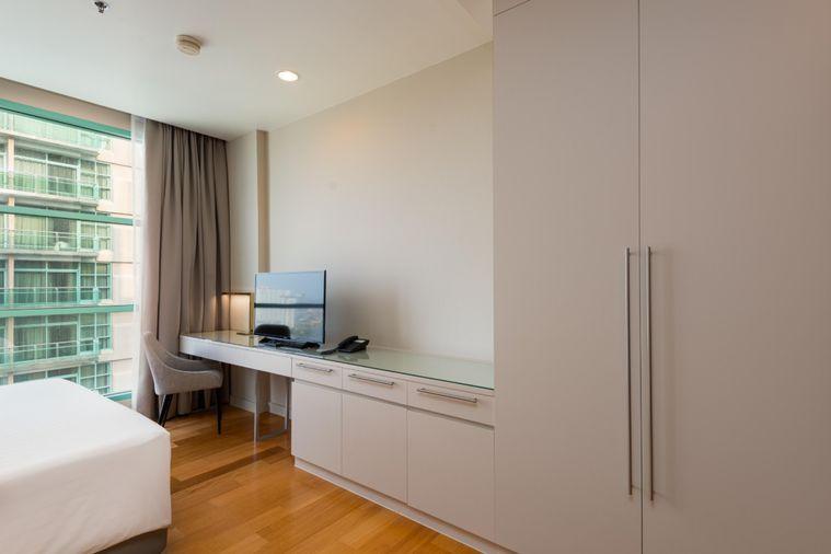 รูป  3 Bedroom condo , River view , Full service at Chatrium Residence Riverside , Charoenkrung - รูปที่ 10/20