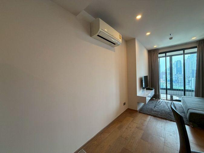 picture Condo for rent at Q Chidlom-Phetchaburi, spacious high-floor unit in a prime central location (Rt-01) - 5/10