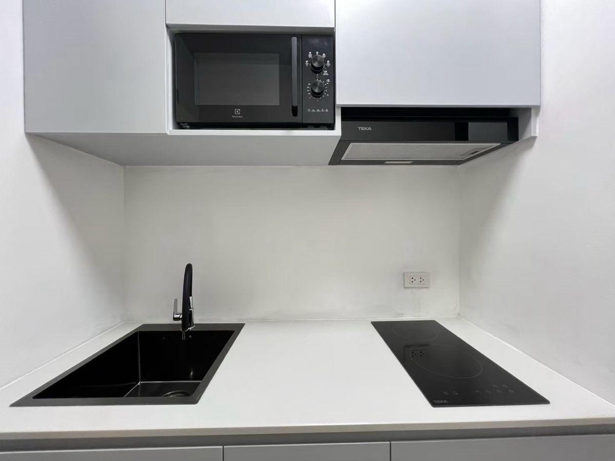 picture 3-story townhome, Baan Klang Muang Suanluang, ready to move in. - 9/15