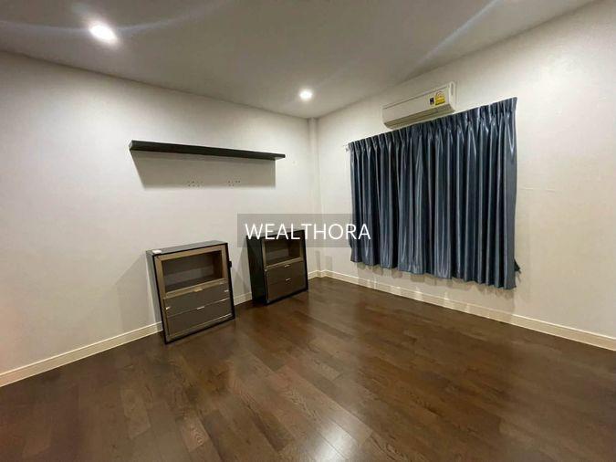 picture Setthasiri Bangkok Kreetha Village. Modern style single house, ready to move in. - 6/12