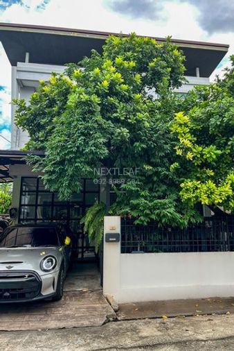 รูป ขายบ้านแฝด ตกแต่งแล้ว พร้อมอยู่ ทำเลดีใกล้เจปาร์ค ศรีราชา 3 ห้องนอน 3 ห้องน้ำ 38.5 ตารางวา - รูปที่ 1/8