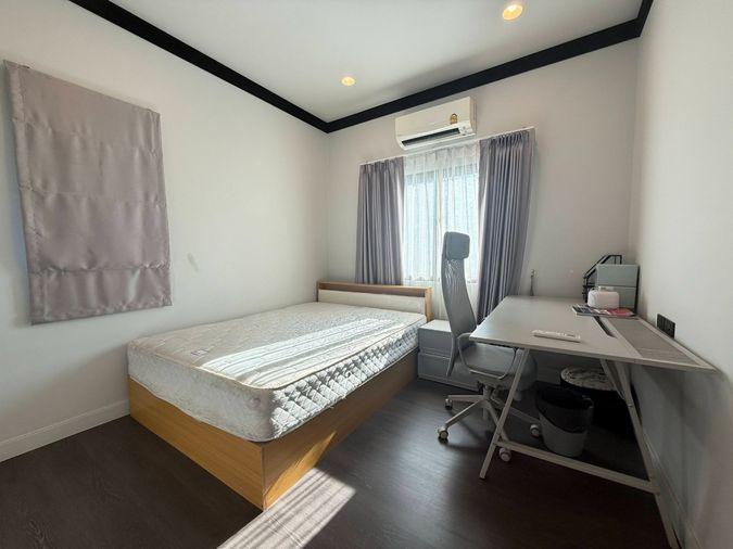 รูป ให้เช่า บ้านเดี่ยวหรู เศรษฐสิริ กรุงเทพกรีฑา 2 ราคาดี เฟอร์นิเจอร์ครบสะดวก พร้อมอยู่ (H6920) - รูปที่ 14/17