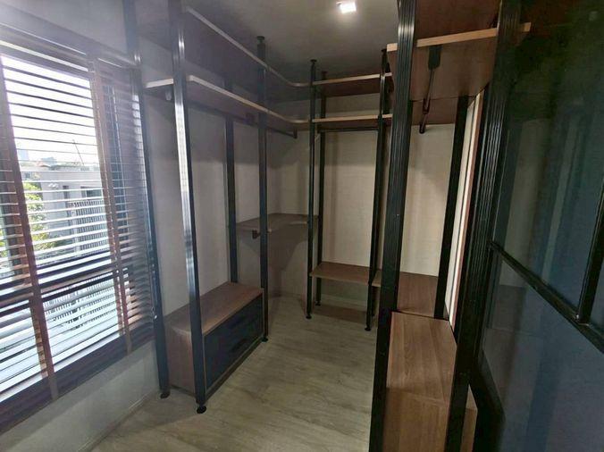 รูป Call : 095-843-8493 โครงการ Arden Phatthanakan ทาวน์โฮมแปลงมุม 3.5 ชั้น หน้ากว้าง 5 เมตร 20 ตร.วา 3 ห้องนอน 4 ห้องน้ำ ใกล้โลตัสพัฒนาการ - รูปที่ 4/13