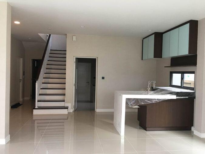 picture  Setthasiri Bangkok Kreetha Village. Modern style single house, ready to move in. - 7/12
