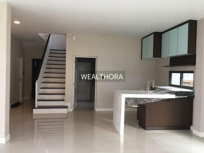 picture Setthasiri Bangkok Kreetha Village. Modern style single house, ready to move in. - 7/12