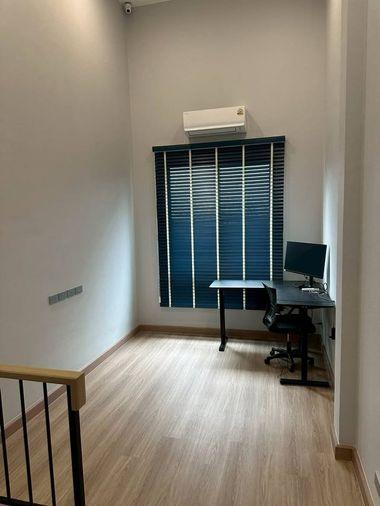 picture For Rent Detached house Ninya Krungthep Kreetha GH511 - 8/18