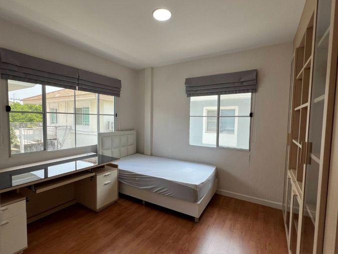 picture For Rent Detached house Manthana1 Onnut Wongwaen GH563 - 26/30