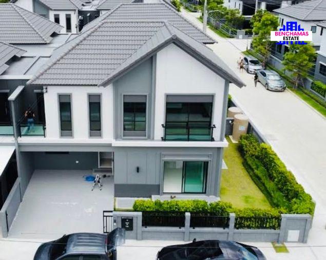 รูป 🔥 ขาย หมู่บ้านบริทาเนีย วงแหวน-ปิ่นเกล้า (Britania Wongwaen-Pinklao) บ้านเดี่ยวสไตล์ Modern ทำเลศักยภาพ บรรยากาศเงียบสงบ เป็นส่วนตัว - รูปที่ 1/15