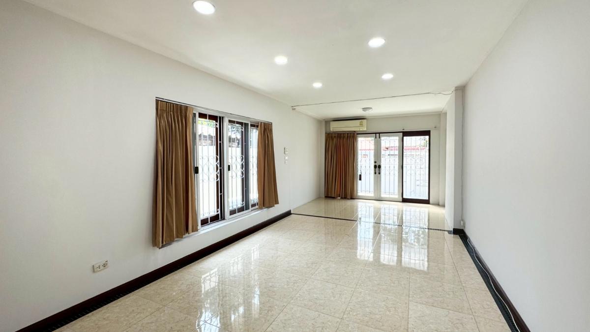 picture Rent Sale Detached house Pattanakran Srinakarin GH514 - 5/20