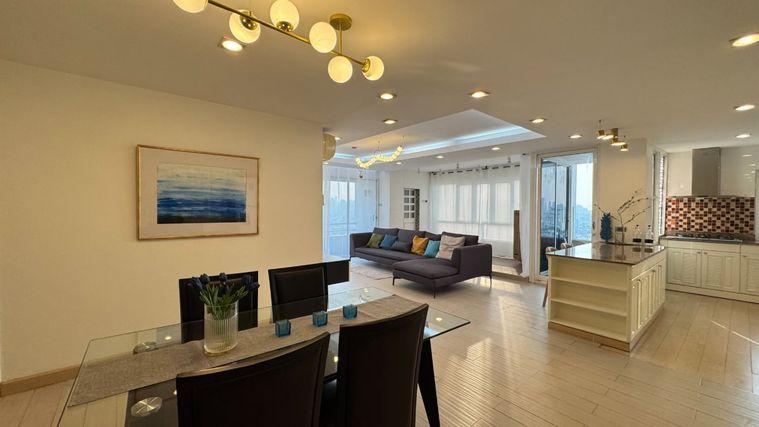 picture Condo for Rent: Srivara Mansion - 16/22