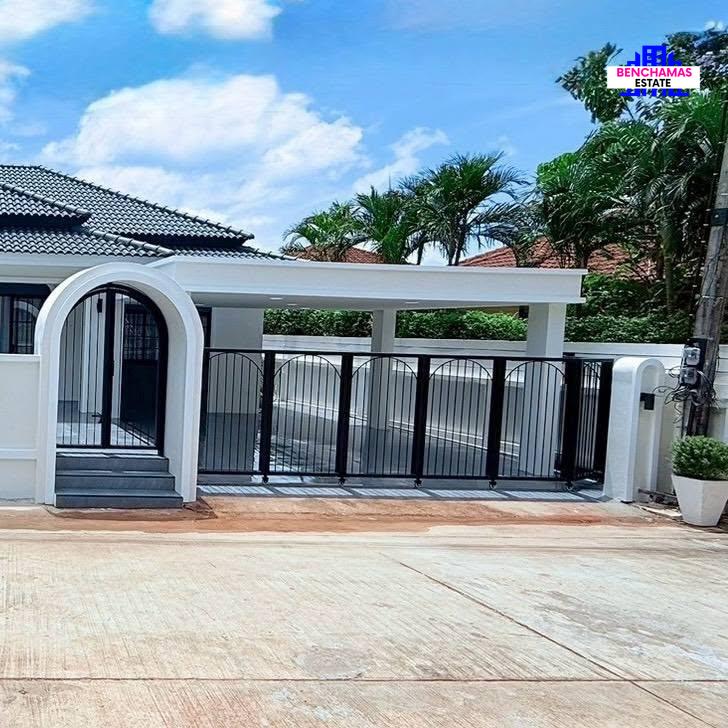 รูป 🔥 ขาย หมู่บ้านพัทยาทรอปิคอล 2 (Pattaya Tropical 2) บ้านพูลวิลล่าชั้นเดียว สไตล์ Modern Classic บิ้วอินทั้งหลัง พร้อมเข้าอยู่ - รูปที่ 2/10