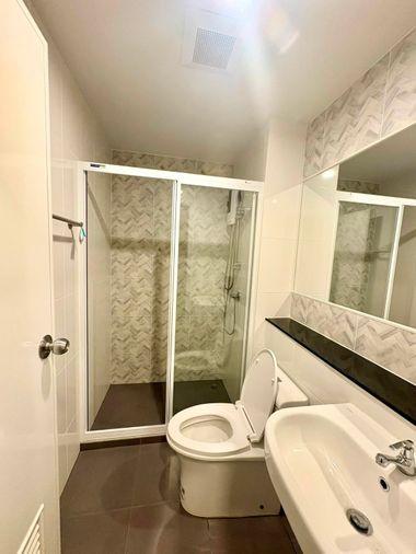 รูป AS2183 ให้เช่าคอนโด Regent Home บางนา ห้องสวย พร้อมเครื่องใช้ไฟฟ้า เฟอร์นิเจอร์ครบ - รูปที่ 9/11