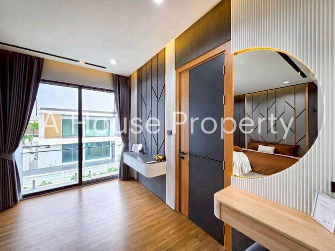 picture Newly built detached house with spacious living area, Areeya Village Pattaya. - 12/20