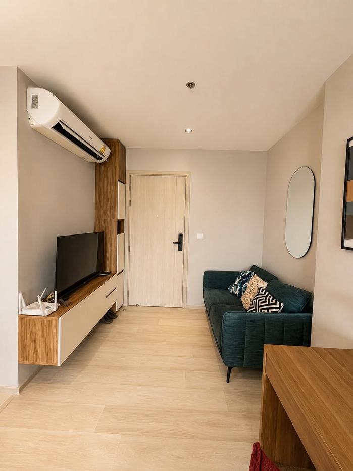 picture Condo for Rent: Life One Wireless - 7/9