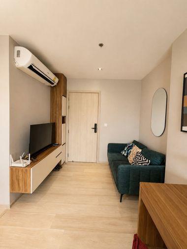 picture Condo for Rent: Life One Wireless - 7/9
