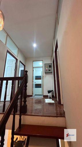 รูป 🏡 ทาวน์เฮาส์เป็นมิตรกับสัตว์เลี้ยง ใกล้ BTS ปุณณวิถี | 5 ห้องนอน 2 ห้องน้ำ | ฿37,000 - รูปที่ 12/19