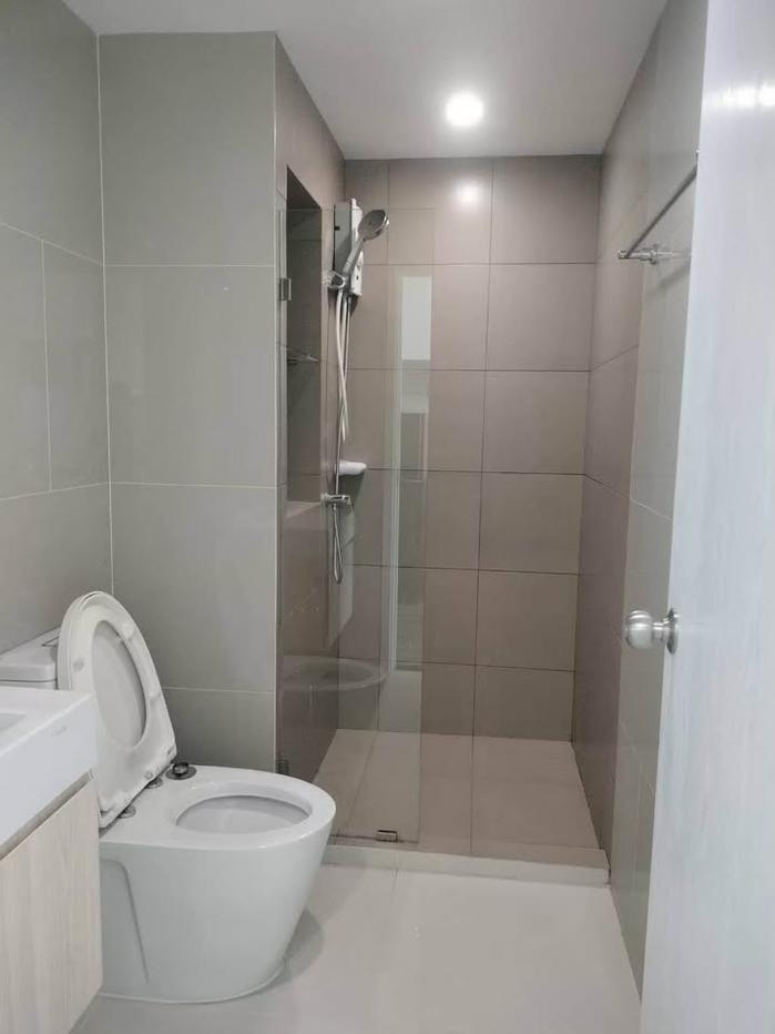 picture Condo for Rent: Rich Park @ Triple Station - 10/10
