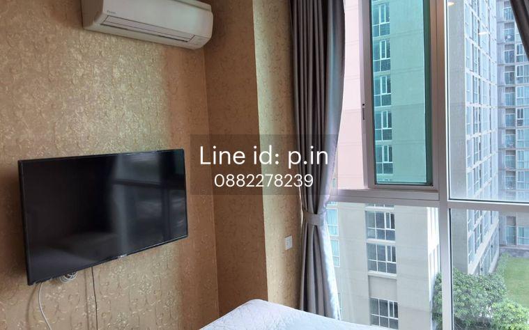 picture Condo for Rent: Noble Revolve Ratchada | Next to MRT | Pool View | Fully Furnished - 7/10