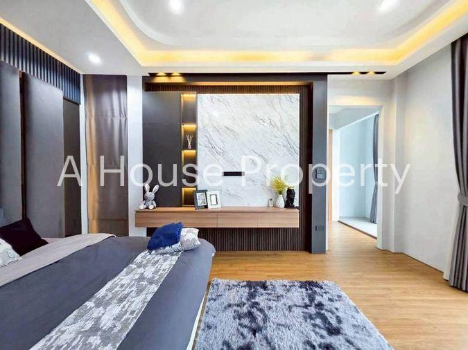 picture Newly built detached house with spacious living area, Areeya Village Pattaya. - 18/20