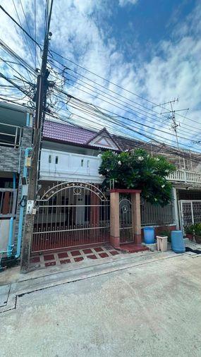 รูป 🏡 ทาวน์เฮาส์เป็นมิตรกับสัตว์เลี้ยง ใกล้ BTS ปุณณวิถี | 5 ห้องนอน 2 ห้องน้ำ | ฿37,000 - รูปที่ 2/19