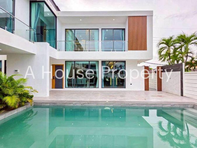 picture Newly built detached house with spacious living area, Areeya Village Pattaya. - 1/20
