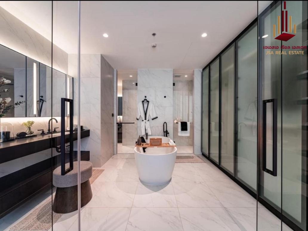 picture ✨ For Rent: Tait Sathorn 12 Condo ✨    💰 Only 165,000 THB/month - 7/10