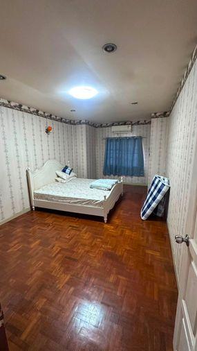 รูป 🏡 ทาวน์เฮาส์เป็นมิตรกับสัตว์เลี้ยง ใกล้ BTS ปุณณวิถี | 5 ห้องนอน 2 ห้องน้ำ | ฿37,000 - รูปที่ 13/19