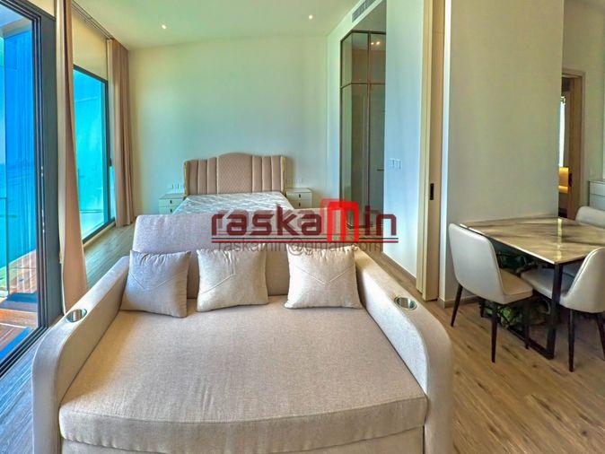 รูป ให้เช่า อารมณ์ วงศ์อมาตย์ | คอนโดหรูวิวทะเล ชั้น 50 พร้อม อ่างอาบน้ำ ที่ ระเบียง - รูปที่ 19/30