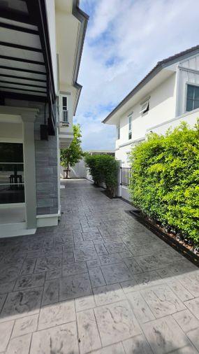 รูป 🏡🌳 เช่าบ้าน วิลาจิโอ้ 3 ศรีนครินทร์ - บางนา (Villaggio 3 Sirnakarin-Bangna) ใกล้Mega บางนา - รูปที่ 4/18