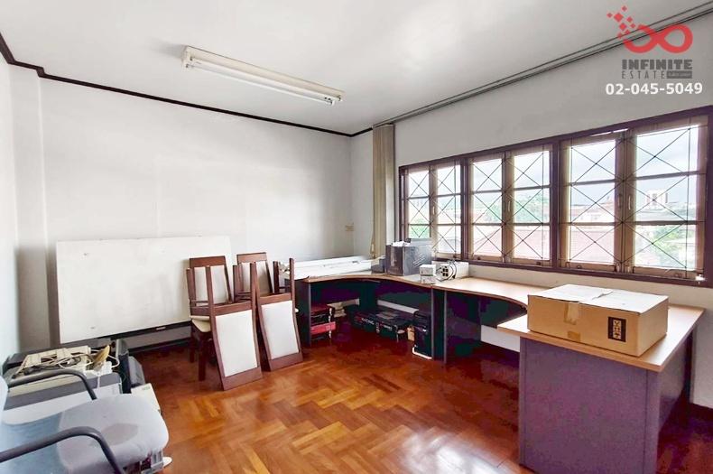 รูป ขายทาวน์โฮม 3 ชั้น 24 ตร.ว. ลาดพร้าว 113 ใกล้รถไฟฟ้าสายสีเหลืองสถานีบางกะปิ - รูปที่ 4/8