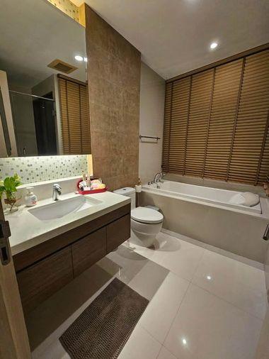 รูป 🔥 Bright Sukhumvit 24 ห้อง 1 Bedroom Plus 68 ตร.ม. ใกล้ BTS พร้อมพงษ์ เพียง 50,000 บาท/เดือน ✨ ห้องใหญ่ Luxury Residence 🏙️ - รูปที่ 5/7